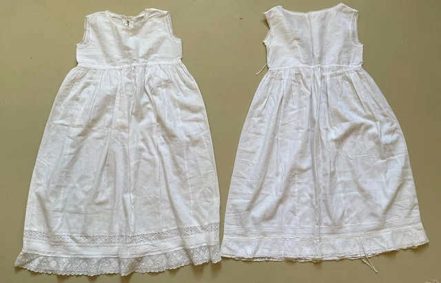 Coppia di abiti da battesimo per bambini vintage anni '30