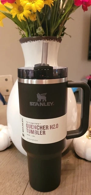 Stanley 40 Oz. Quencher H2.0 FlowState Tumbler Black *NEW*