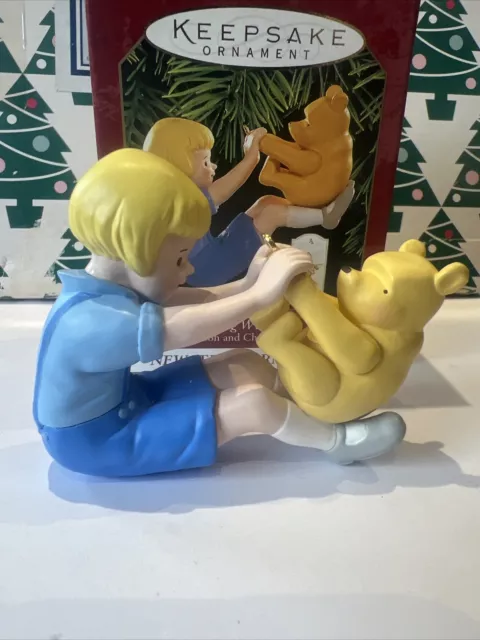 Noël Disney Poinçon Souvenir Playing Avec Ourson Winnie Pooh Ornement Nib