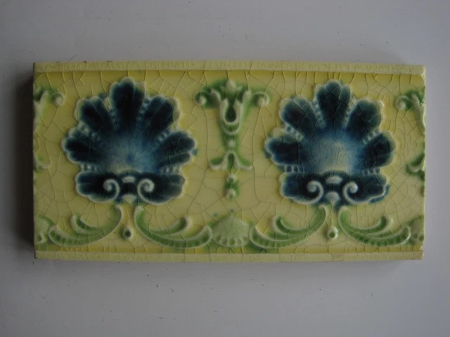 ANTIQUE VICTORIAN 6" x 3" MOULDED MAJOLICA  AESTHETIC BLUE SHELLS BORDER TILE