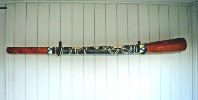 Didgeridoo Hanging Brackets ®, Vertical or Horizontal, with screws & wall plugs.
