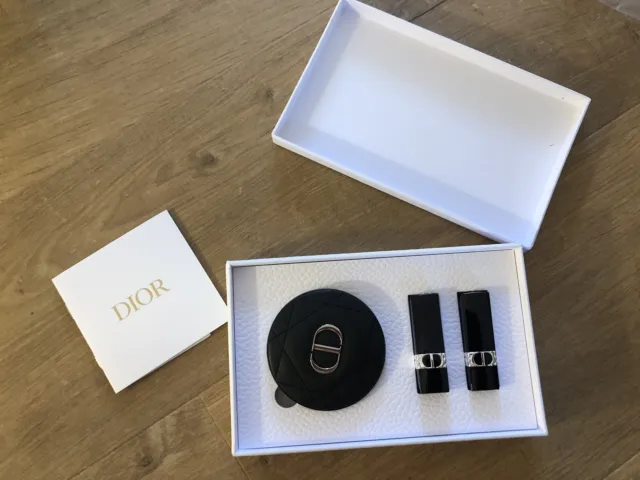 Brandneu in Originalverpackung Dior VIP Geschenkbox enthält 2 x 1,5 g Lippenstifte und kompakten Spiegel