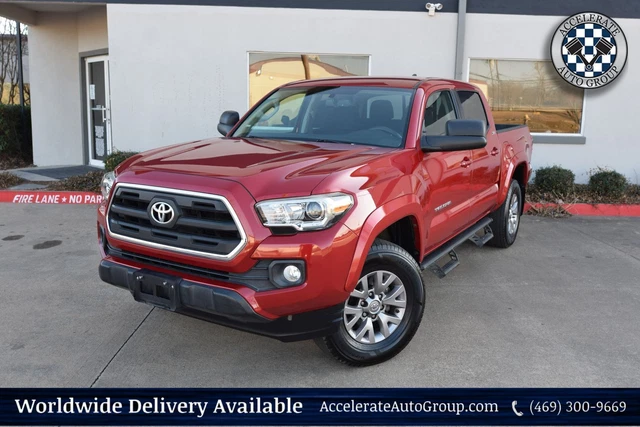 2017 Toyota Tacoma SR5 Nav Backup Camera Bed Liner Tow Pak Side Steps