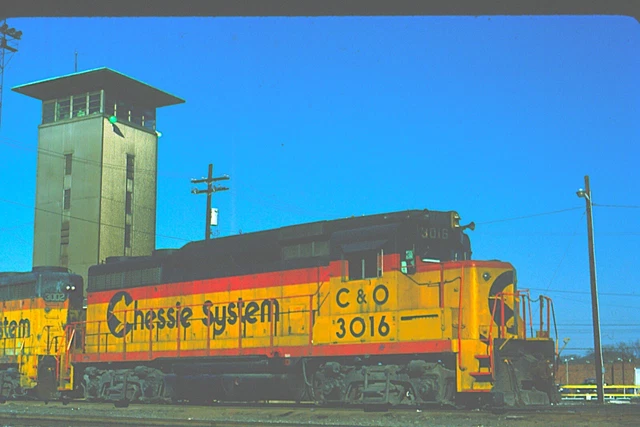 C&O 3016 GP-30, Richmond, Va, 02/87; Kodachrome Original