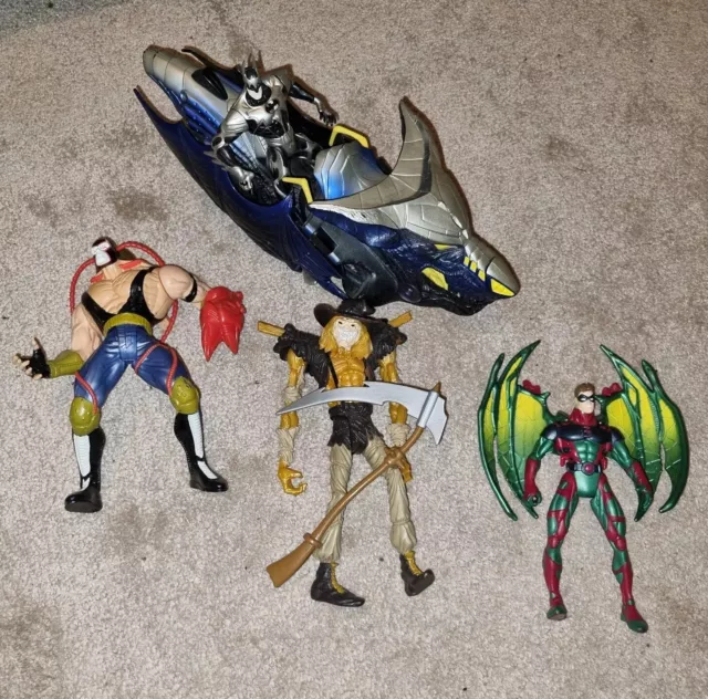 Legends of the Dark Knight Bundle - Batman Skywing Street Bike + Figures -Kenner