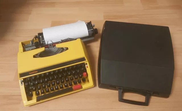 Brother Deluxe 660TR gelb Deutsche Tastatur, Super Zustand, Im Koffer
