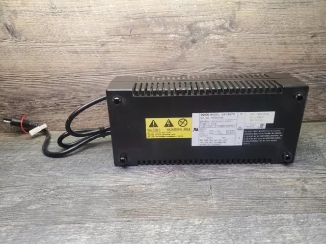 Motorola AA16670 HPN4004A Two Way Radio Power Supply 14V DC 10 Amp