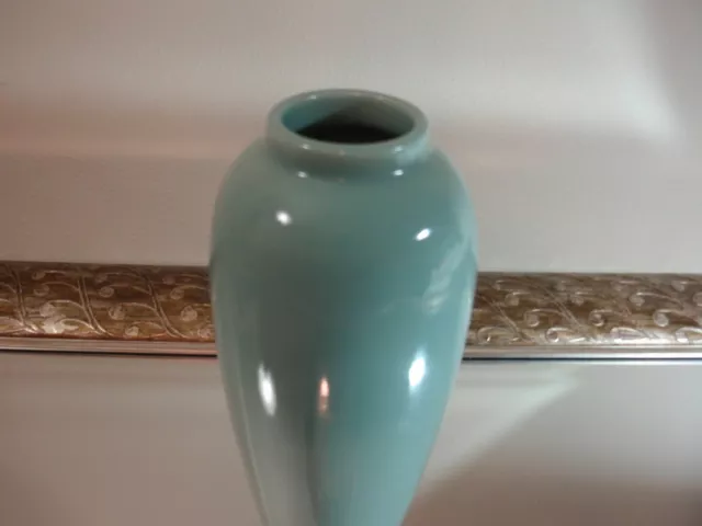 Lovely Japanese CELADON Studio Vase Collectible Flower Vase 2