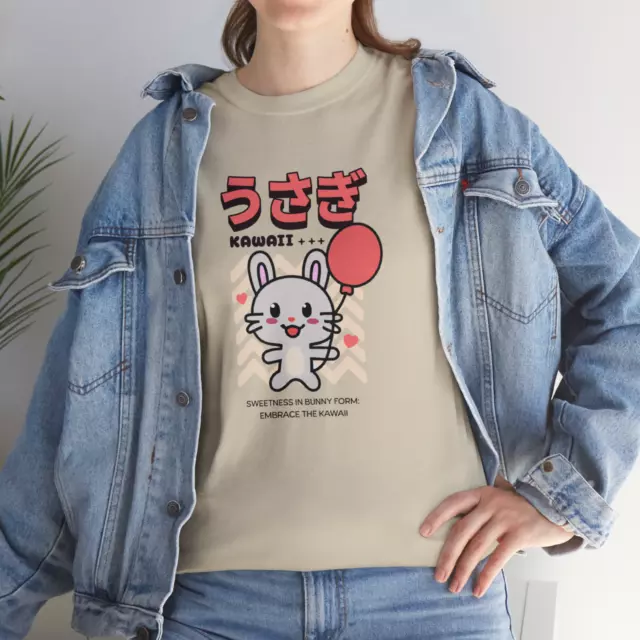 Anime-Zauber und Kawaii-Stil: Dein T-Shirt für einen verspielten Look