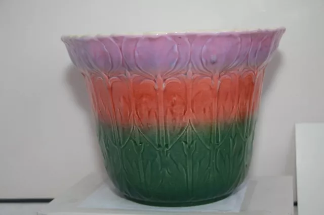 Cache Pot barbotine faïence de Sarreguemines  Majolica N° 3138  "ESDEVE"