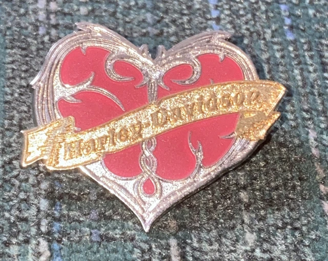 2006 Lapel Pin Lady Biker Heart - Love Harley Davidson Pinback 2006 Lapel Pin Lady Biker Heart - Love Harley Davidson Pinback