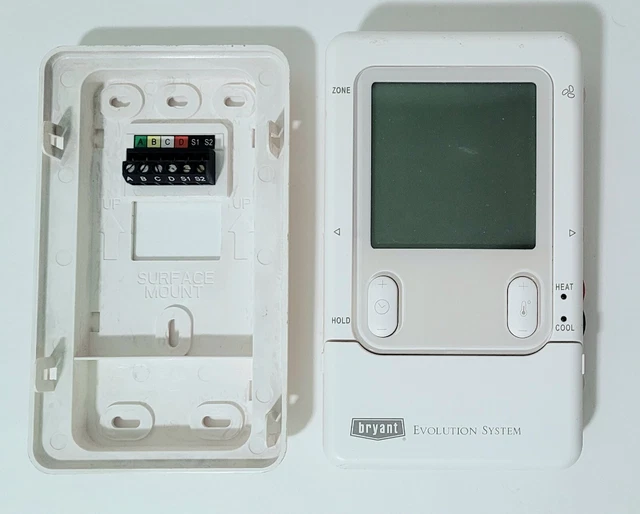 Bryant Evolution SYSTXBBUIZ01 Programmable Digital Thermostat