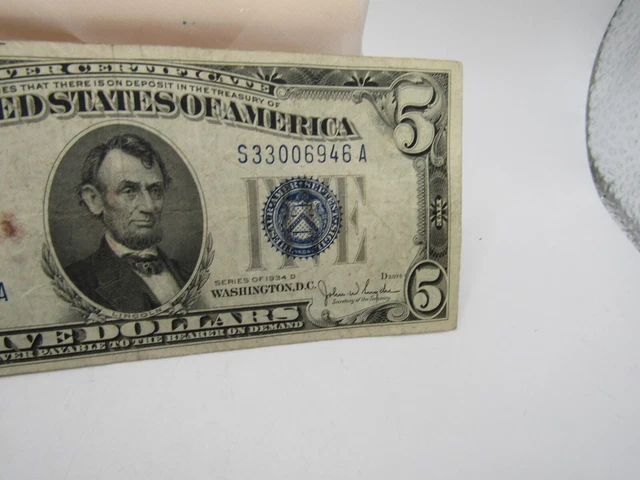 U. S. 5.00 Silver Certificate Note Series 1934 - D  Blue Seal  S33006946A* 3
