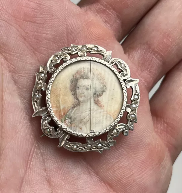 Ancienne Broche Porte-photo Cadre-photo XIXe Portrait Peinture Miniature