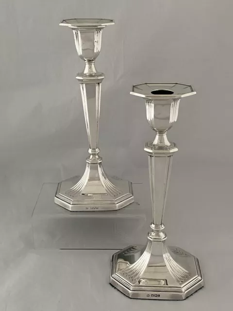 GRANDI CANDELABRI ARGENTO STERLING 1924 Sheffield W HUTTON Antichi ART DECO 24cm