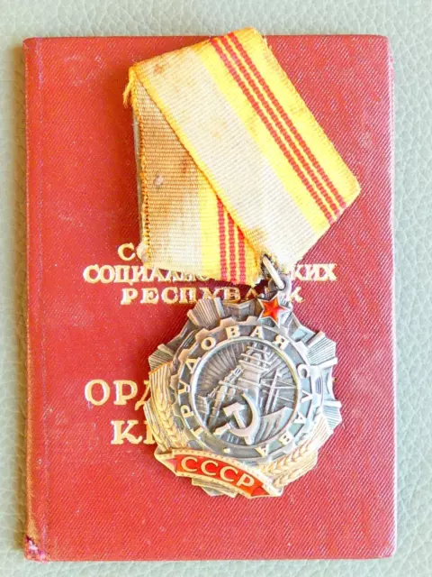 Silber ORDEN-MEDAILLE UDSSR, CCCP, RUSSLAND, SOWJETUNION Nr. 365280 Super Zust.