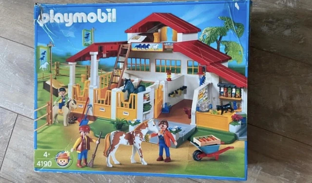 gros lot playmobil ferme ecurie animaux et personnages + Clinique