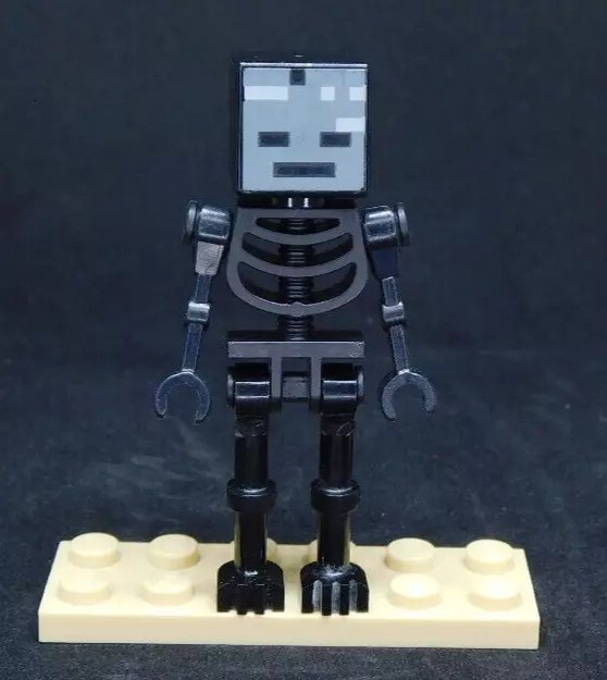 LEGO Minecraft Minifigure Wither Skeleton (Genuine Pre-Owned)