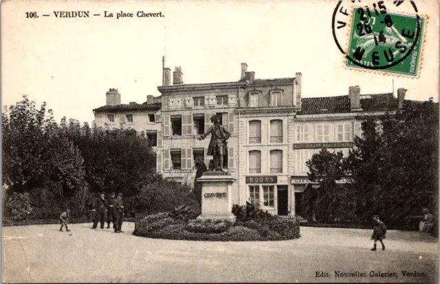 *43677 cpa Verdun - La Place Chevert