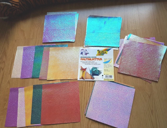 46 x Papier irisierend 14x14 cm Motivpapier Bastelpapier 75 g geprägt Folia