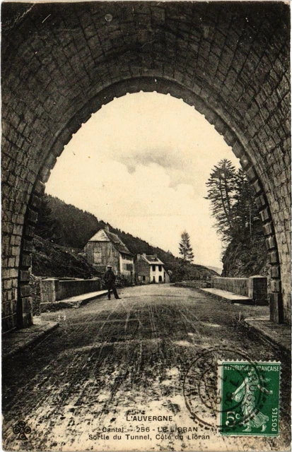 CPA Le Lioran Exit du Tunnel Cantal (101399)
