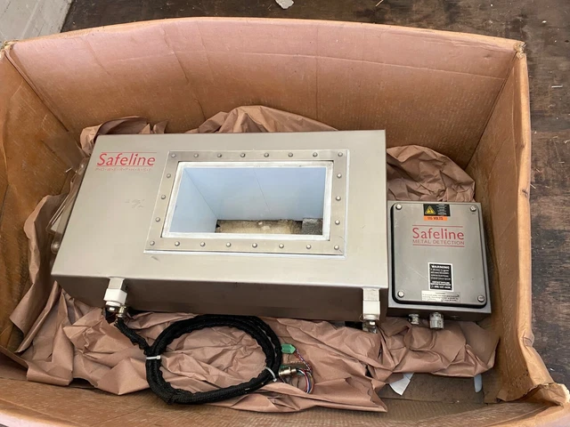 Safeline Mettler Toledo Metal Detector Model: PPH/14X07/SS/1 00-300/HD/V3