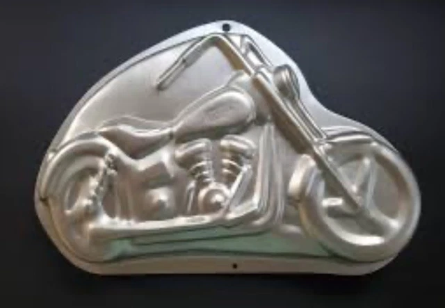 WILTON MOTORCYCLE CAKE Pan 2105 2025 Vintage 1999 Metal Custom