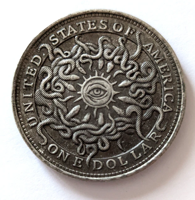 Broche Fantaisie Vintage - Serpents Ailés, Métal (à Nettoyer) - Accessoire Unisexe, Bon état