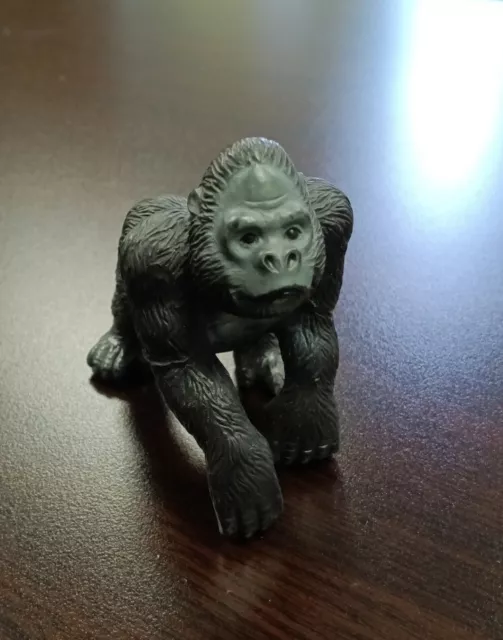 Gorilla Ape 2008 China PVC Plastic Figure Animal Toy Vintage Used Fast Shipping