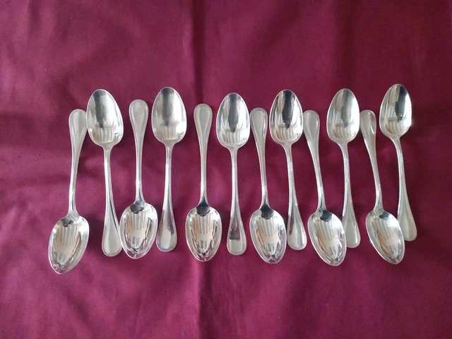 Ercuis 12 Fourchettes De Table Modele Carthage Métal Argenté Dans Un Ecrin 07 Se
