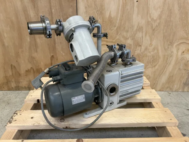 Leybold Heraeus Trivac D4A 11018 Drehschieber Vakuumpumpe rotary vane pump