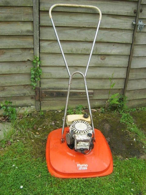 Vintage Flymo VINTAGE FLYMO DOMESTIC STROKE PETROL HOVER MOWER