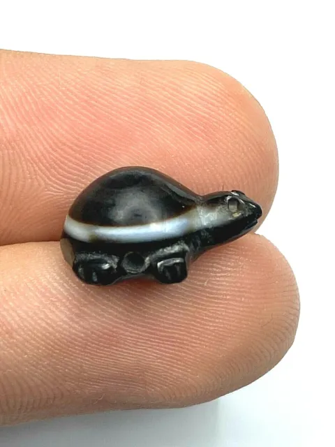 old ancient antique Turtle animals figures carved Agate Beautiful Beads
