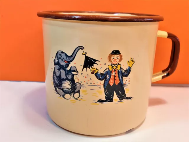 ENAMEL MILK TEA CUP MUG 1/2L CIRCUS CLOWN WITH ELEPHANT Emo Celje Yugoslavia