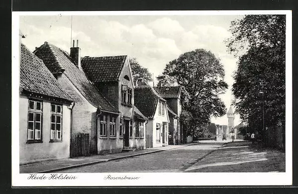 Heide / Holstein, Rosenstraße mit Blick zum Wasserturm, Ansichtskarte 1937