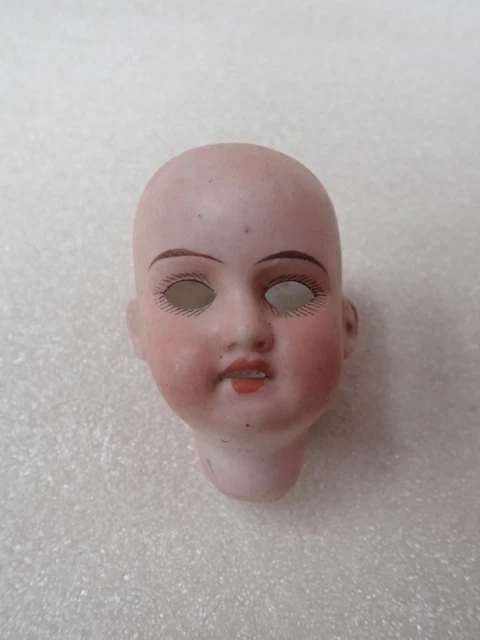 Belle poupée ancienne Montreuil France, 25cm, bouche fermée, tête en