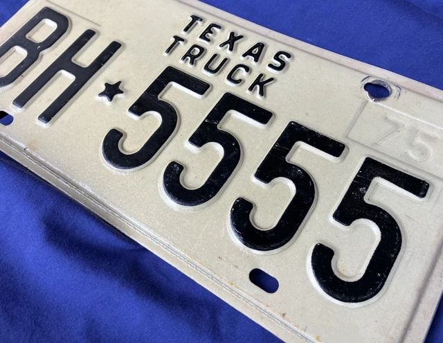1975 Texas Truck License Plate (1) gently used GRET NUMBER BH-5555