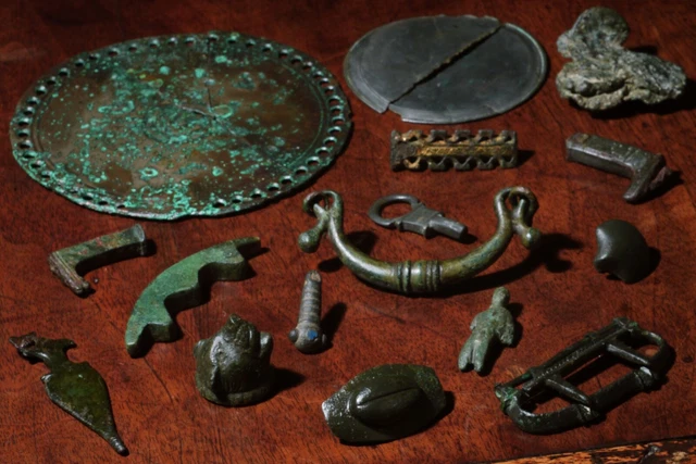 LOT DE BROCANTE Objets Divers. Ancien En L'état EUR 30,00 - FR