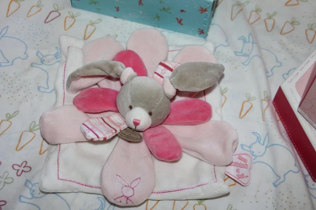 DOUDOU et COMPAGNIE LAPIN CELESTINE PLAT ROSE BLANC NEUF EN BOITE 2