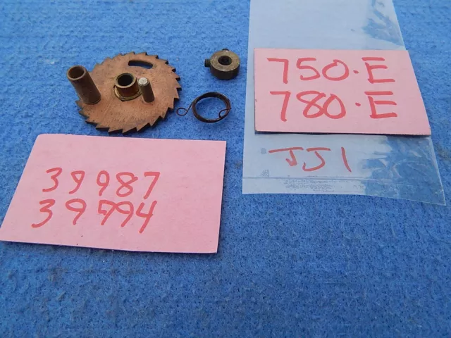 1941 Wurlitzer 750E 780E Accumulator Ratchet Wheel Assembly # 39994 & 39987