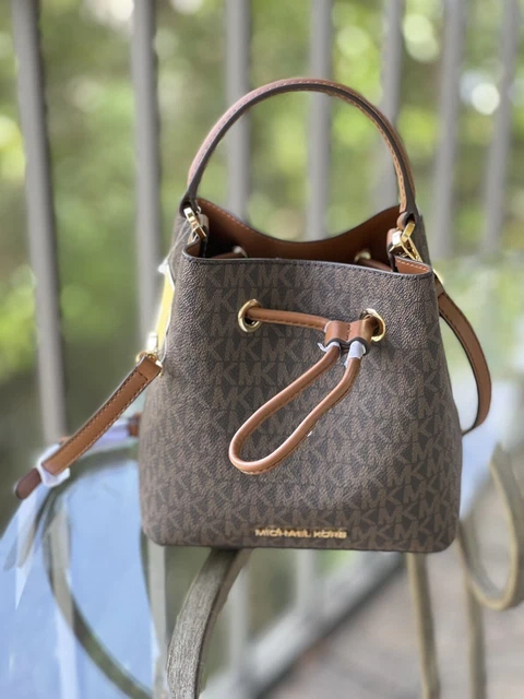 Sac hotsell seau bandouliere