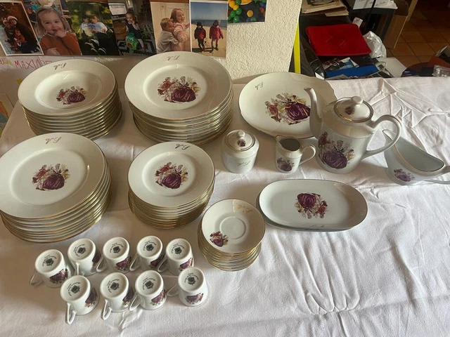 Service De Table En Porcelaine De Limoges - Velours Vert Et Or - Début XXe