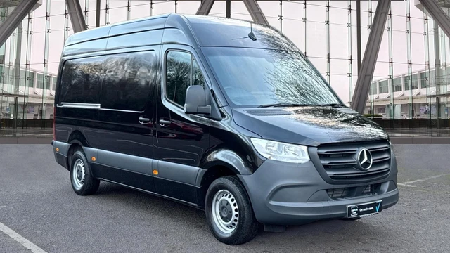 2024-mercedes-benz-sprinter-315cdi-progressive-rwd-l2-h2-eu6-150ps
