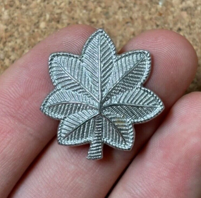POST-WW2 US MILITARY Lieutenant Colonel Pin Back Insignia $14.95 - PicClick