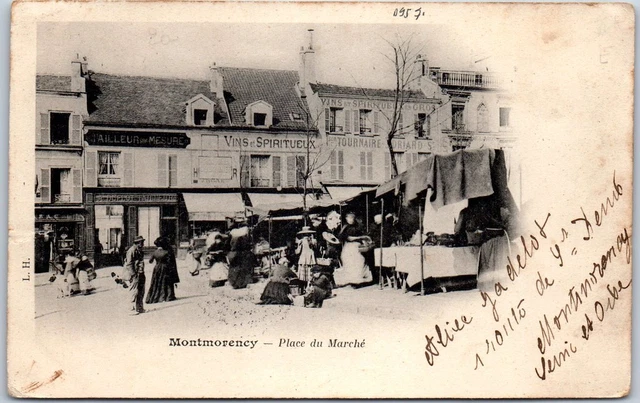 95 MONTMORENCY - la place du marche