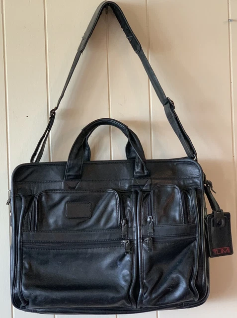 TUMI Alpha Expandable Leather Laptop Briefcase Bag. Style 9621D3. Shoulder Strap