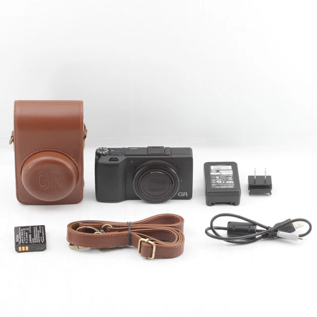Ricoh GR IIIx HDF Appareil Photo Numérique Compact Portable + Carte Mémoire 64 Go + Plus