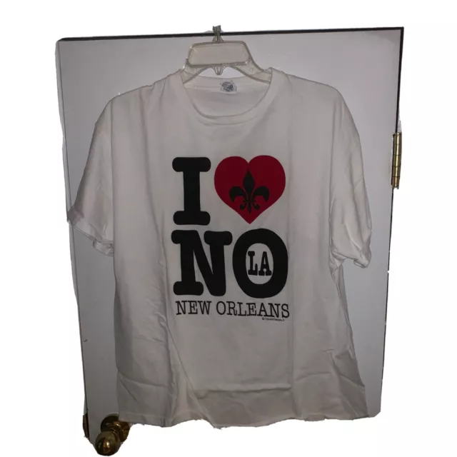 I love New Orleans Tshirt  L