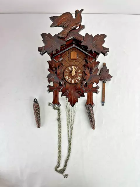 Anton Schneider Birds and 5 Leaf German Wooden Cuckoo Clock