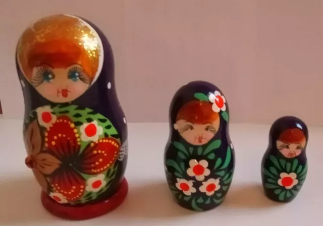 russische Holzpuppen BABUSCHKA Matroschka Blau Gold Rot 3er Set